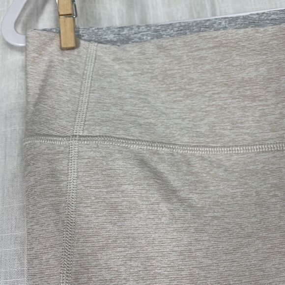 OUTDOOR Voices 7/8 Dip Dye Oatmeal/Tea Tree/Ash XL - Picture 9 of 15